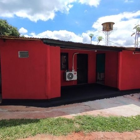 Estanislao Lopez 127 Hotel Puerto Iguazú Eksteriør billede