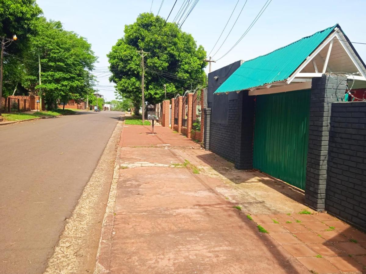 Estanislao Lopez 127 Hotel Puerto Iguazú Eksteriør billede